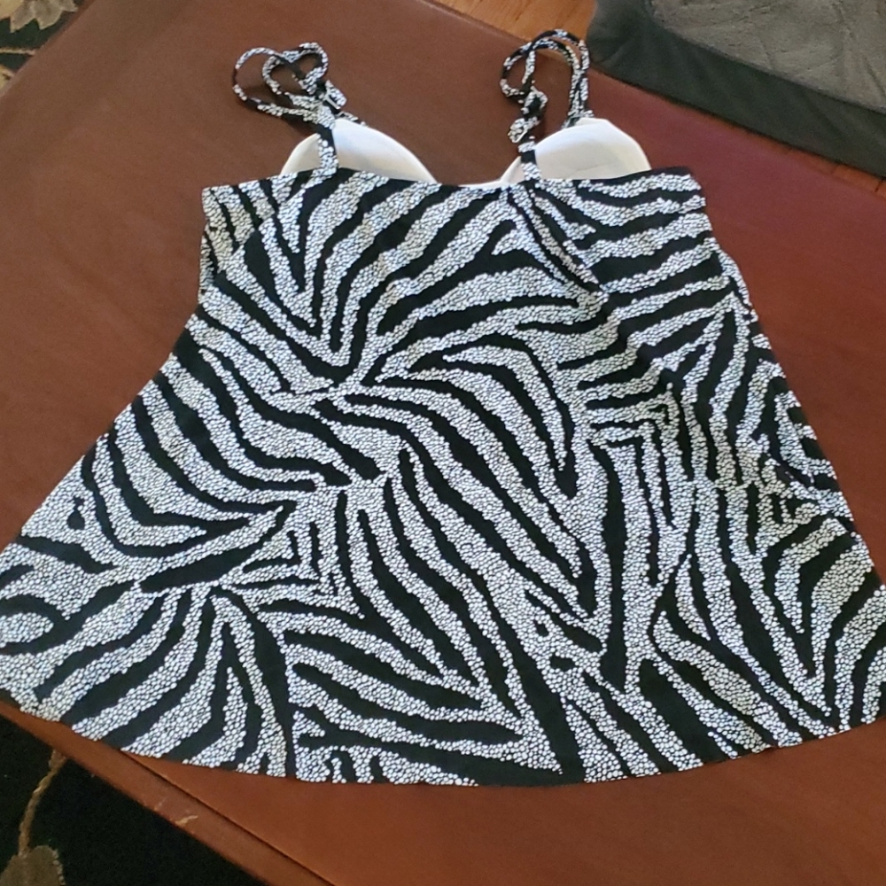 Tankini top - Picture 2 of 4